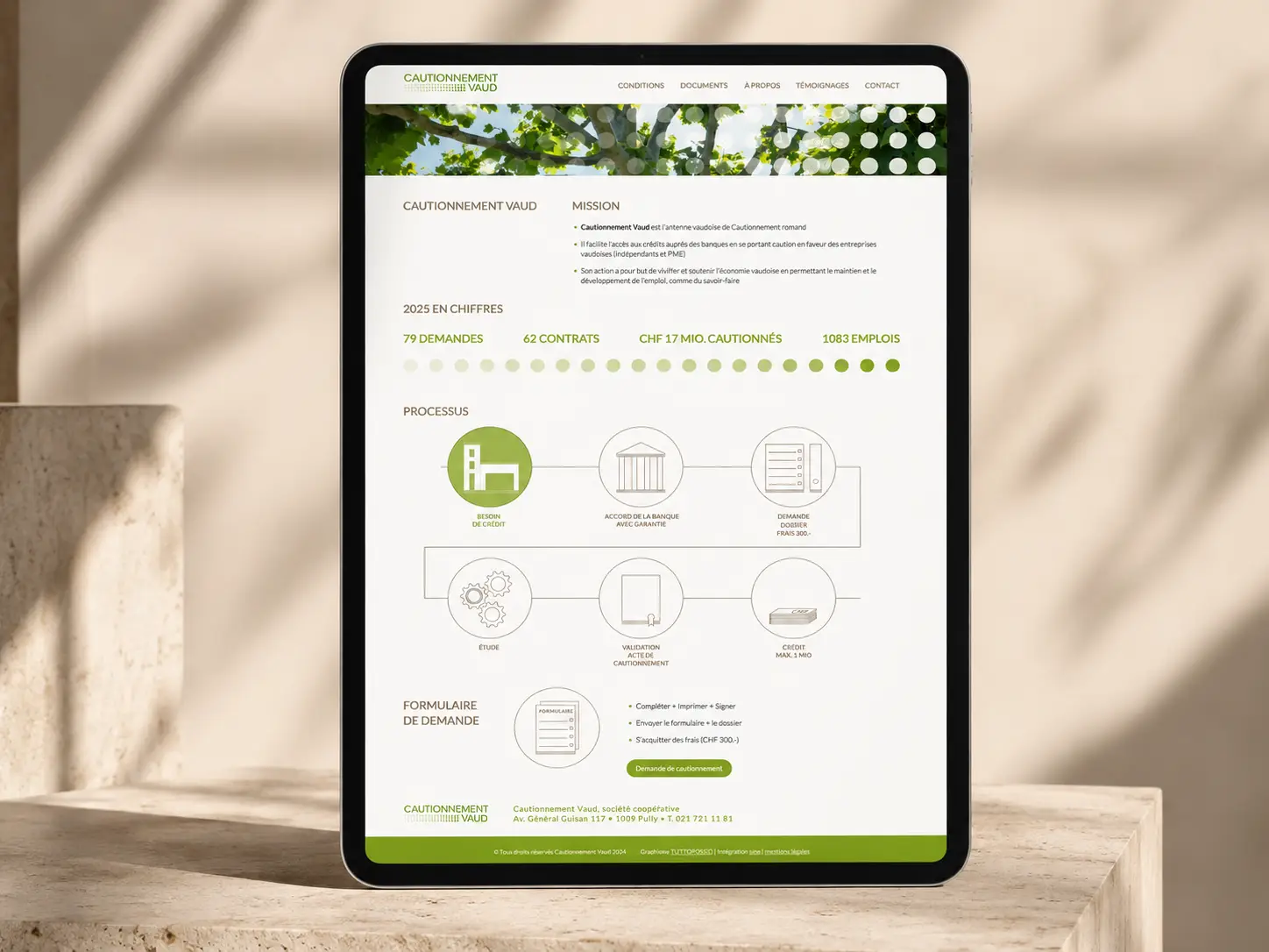 Aperçu du site de Cautionnement Vaud présenté sur une tablette